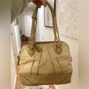 Large light camel leather Marc Jacobs vintage bag.